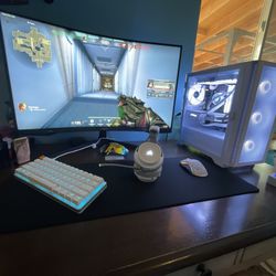 Gaming PC & Mouse and Keyboard