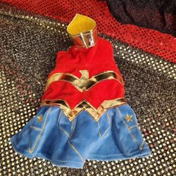 DC Wonder Woman Pet Costume. 0-Small. New.