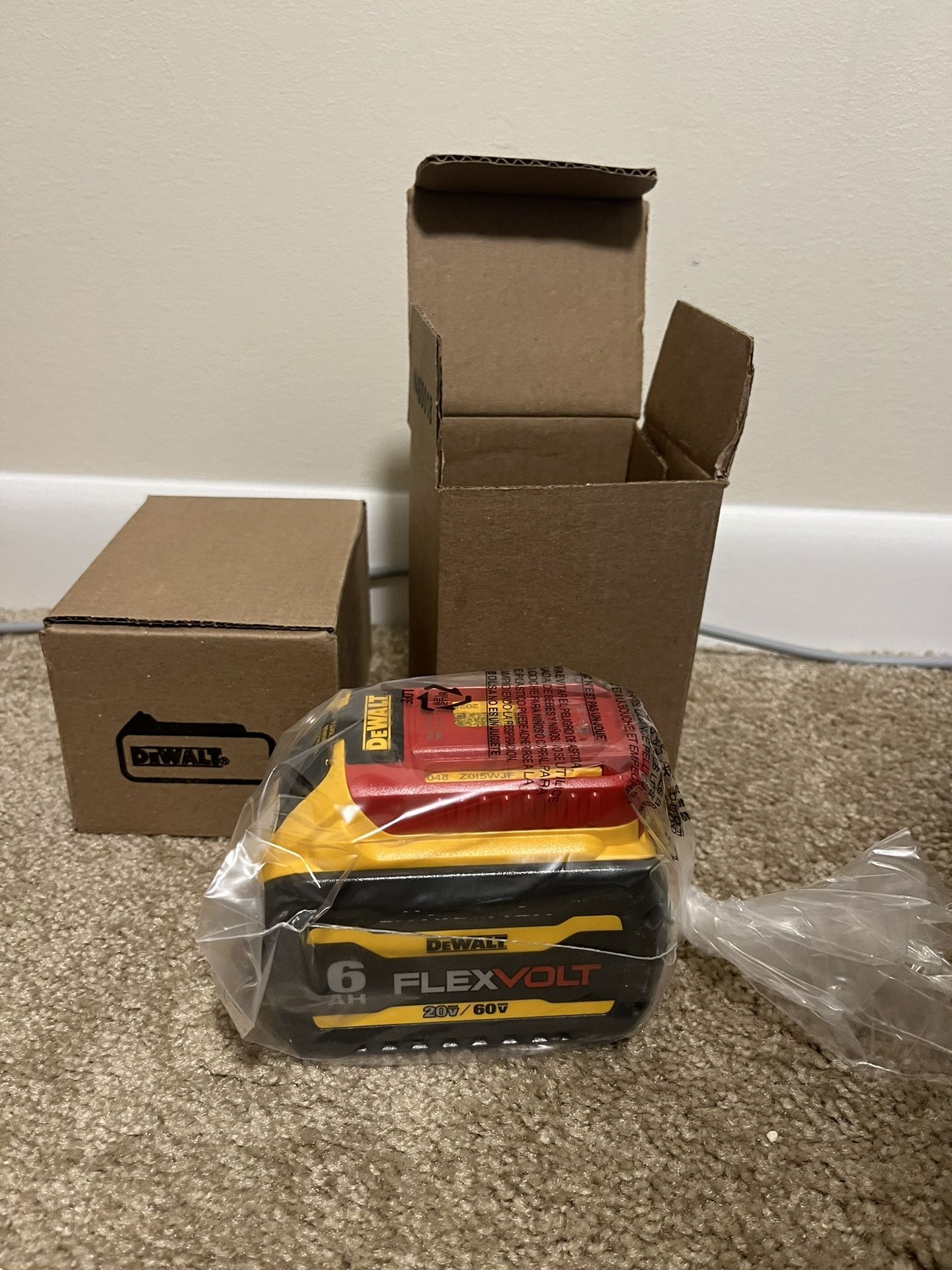 Dewalt 20V/60V MAX flexvolt 6.0 aH battery