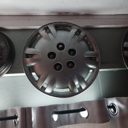 15" Hubcaps From 1996 Chevy Lumina