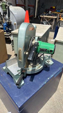 Hitachi C 15FB Miter Saw 15” blade