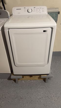 Samsung Dryer Model DVE41A3000W (earliest pick-up December 10)