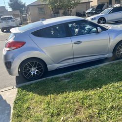 2016 Hyundai Veloster Turbo