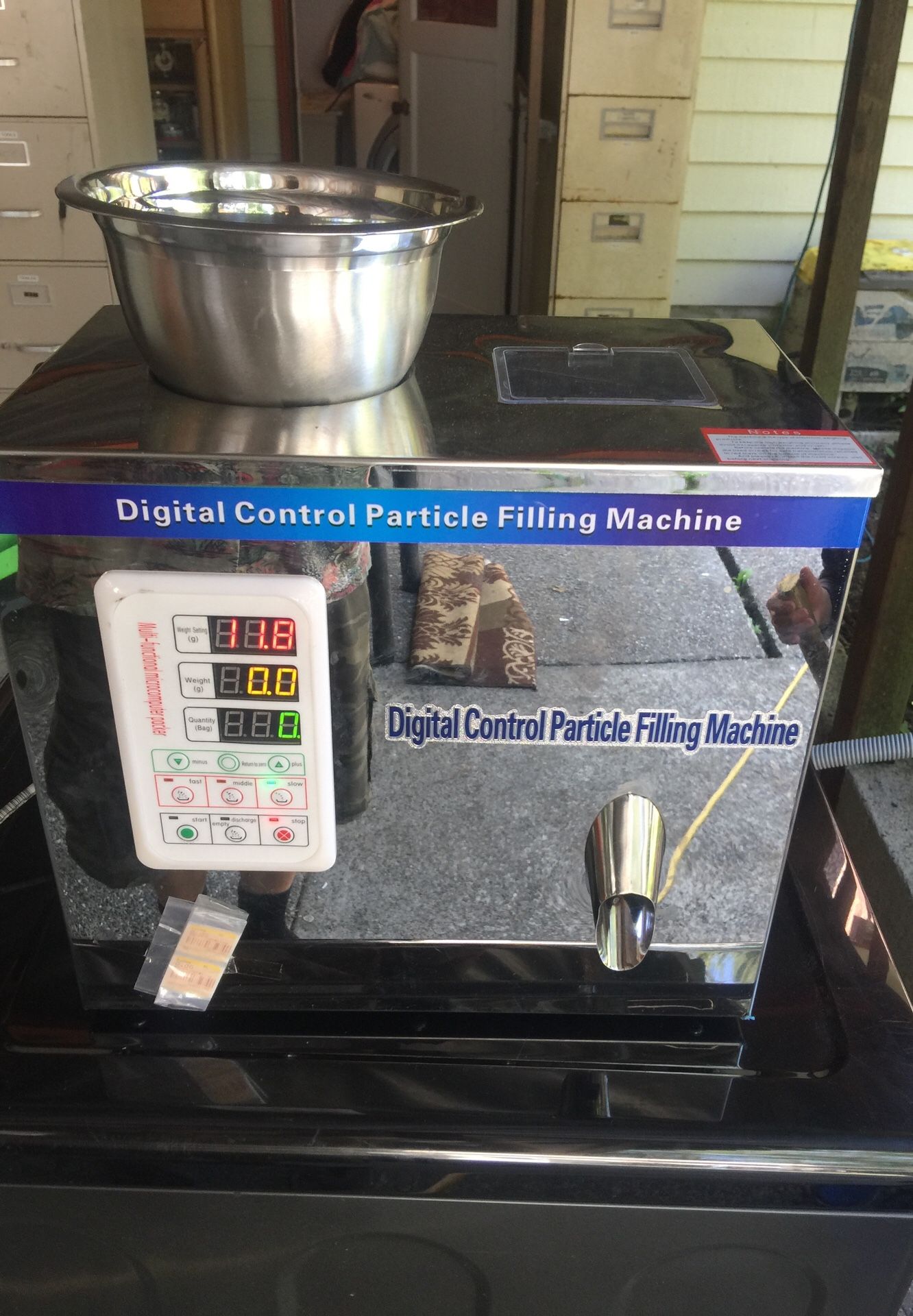 Digital Control Particle Filling Machine