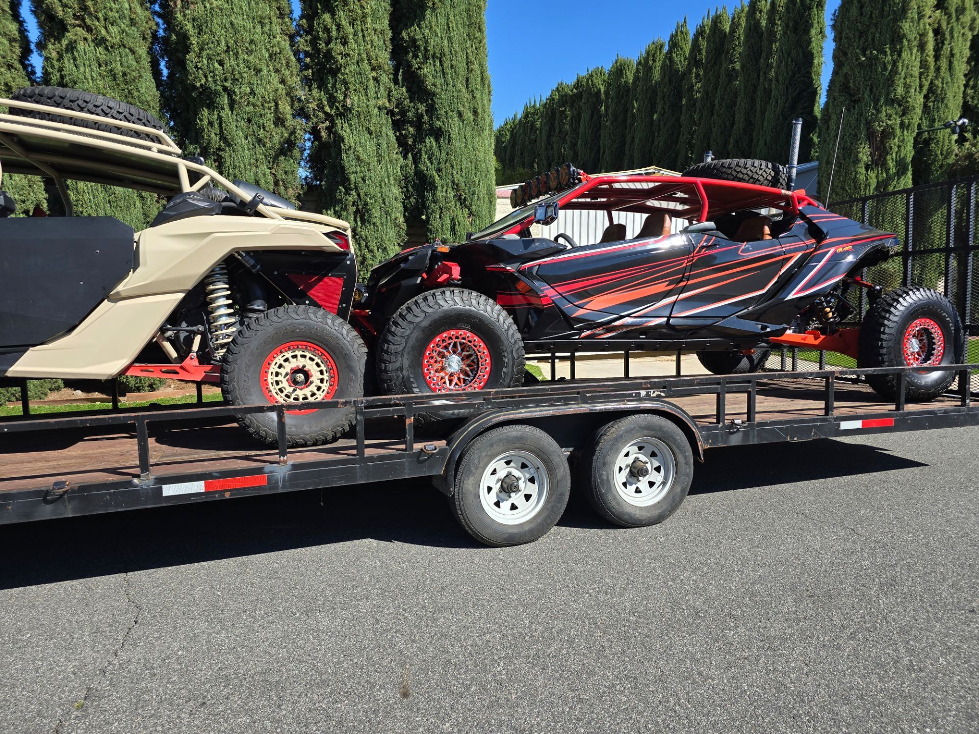 Trailer 28ft Can Am Dual trailer