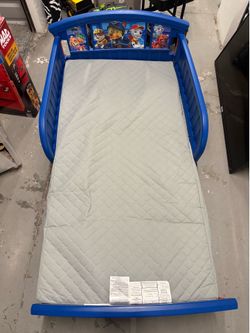 Toddler bed