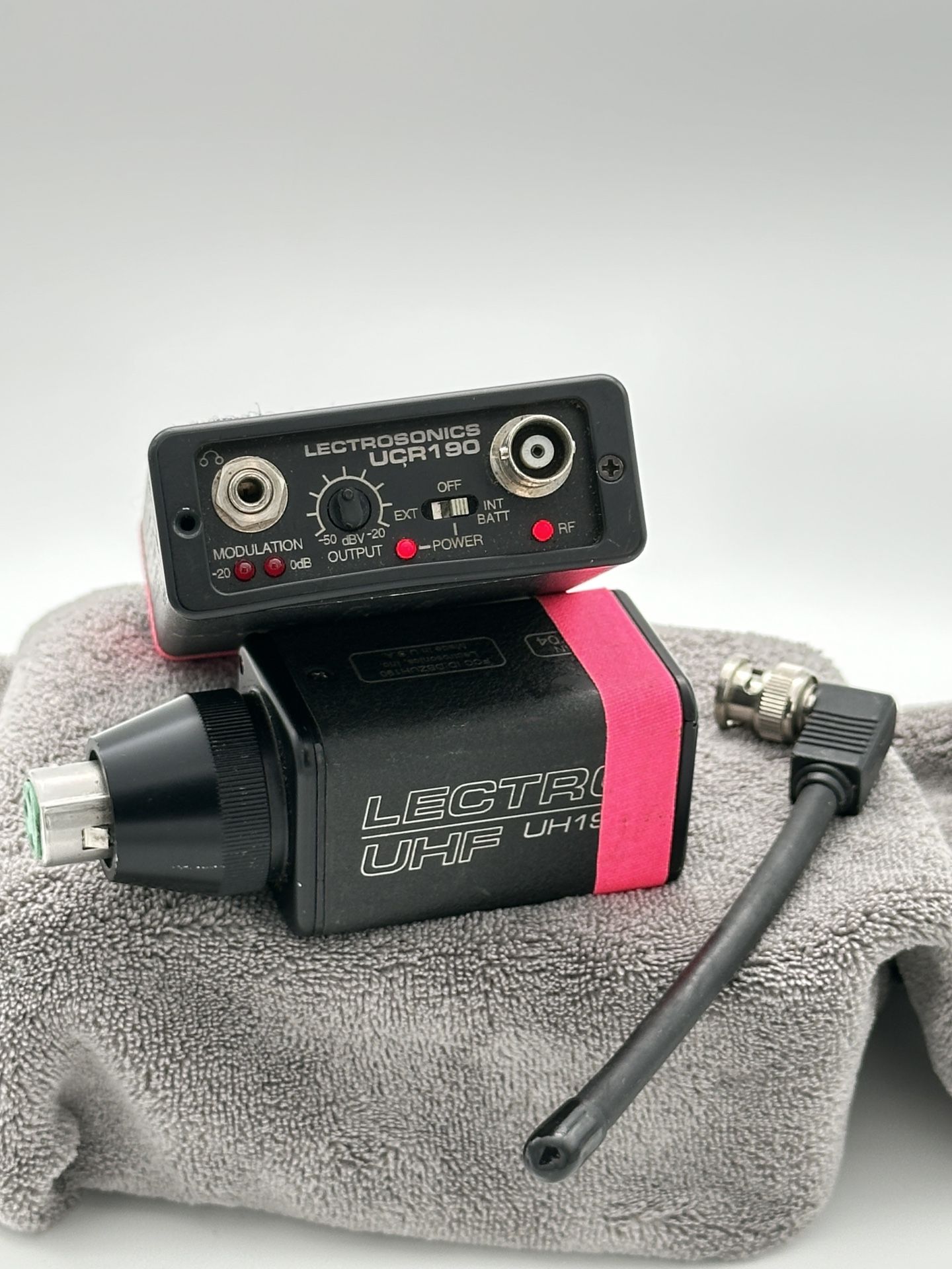 Lectrosonics UCR 190 UHF Receiver with UH190 XLR Transmitter