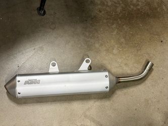 KTM Muffler 2020-2023 2020- 2023 KTM 250/300 EXC, XC, and XC-W models