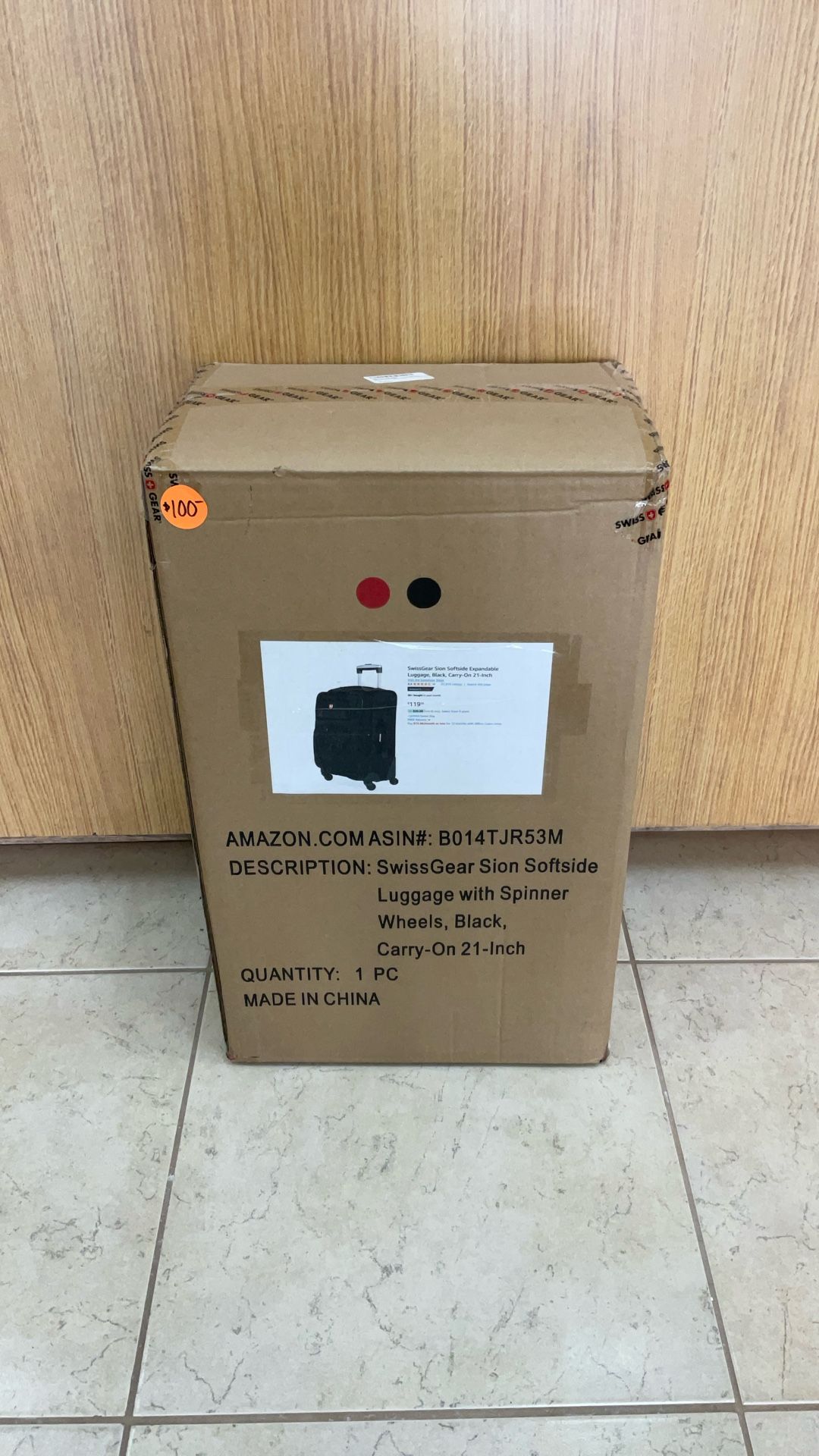 SWISSGEAR SION SOFTSIDE EXPANDABLE LUGGAGE BACK CARRY-ON 21 INCH.