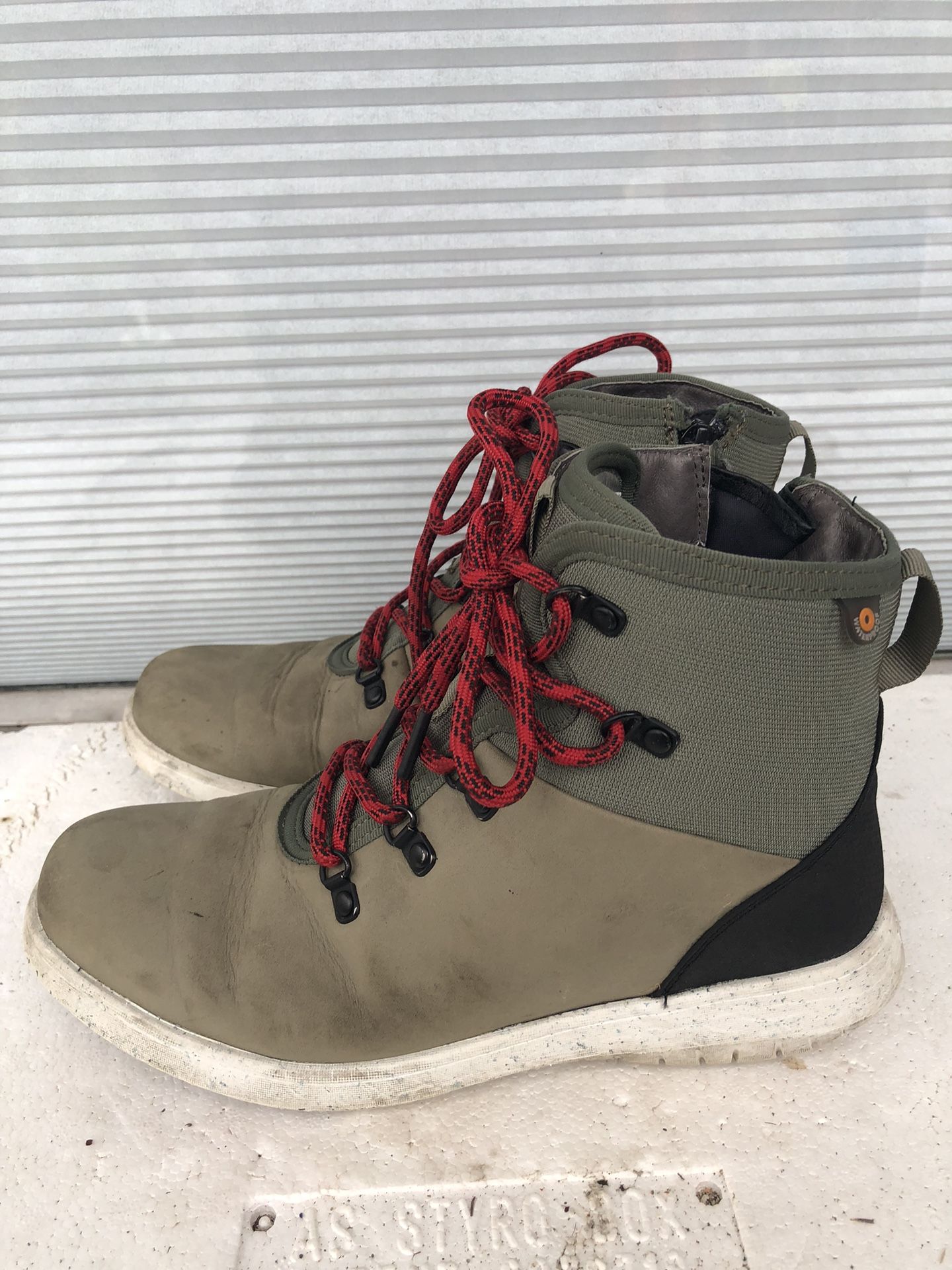 Bogs Durafresh Womens Olive Cypress Lace ST Boot Size 7.5