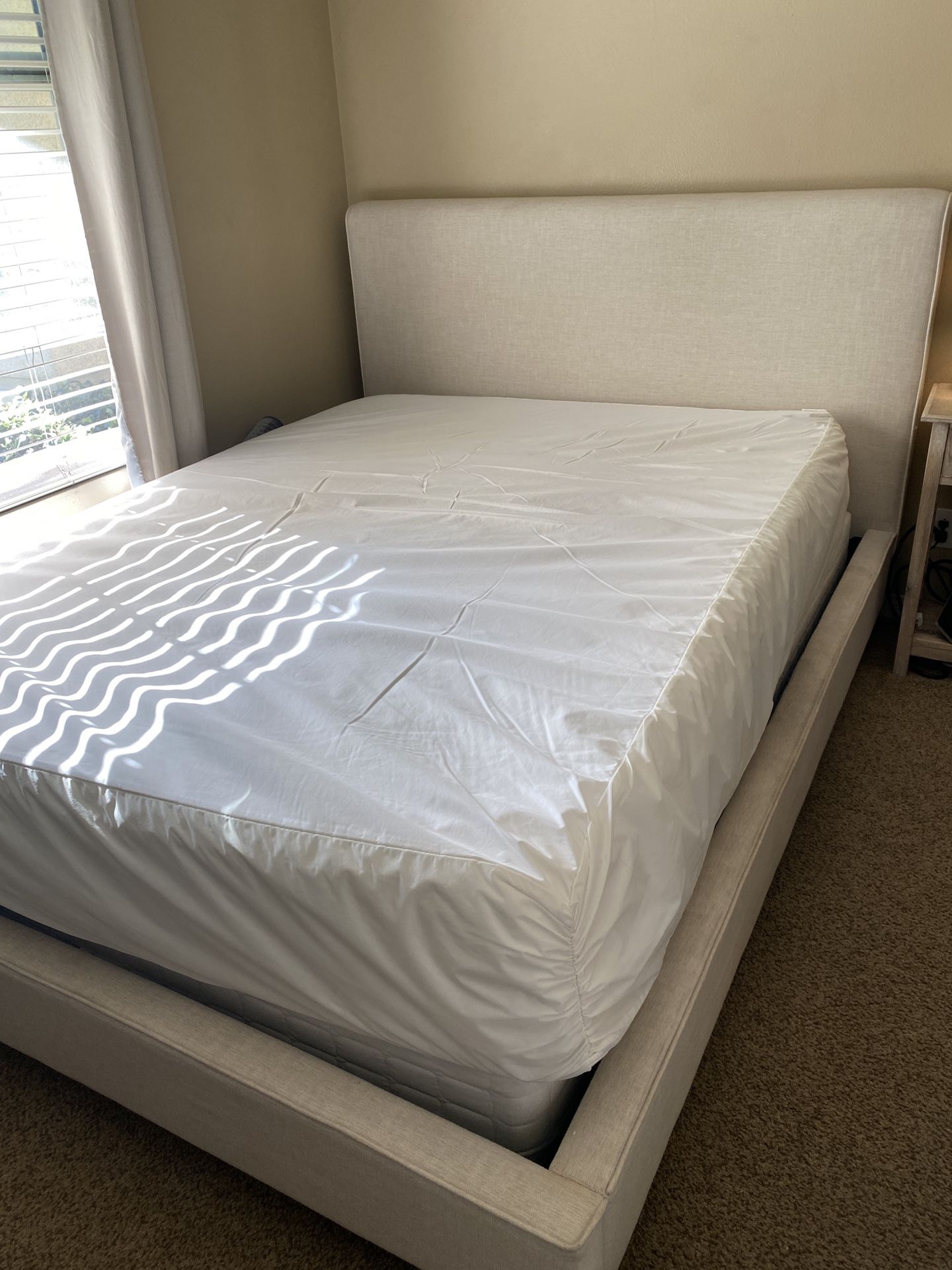 Queen Mattress/Box Spring/Bed Frame