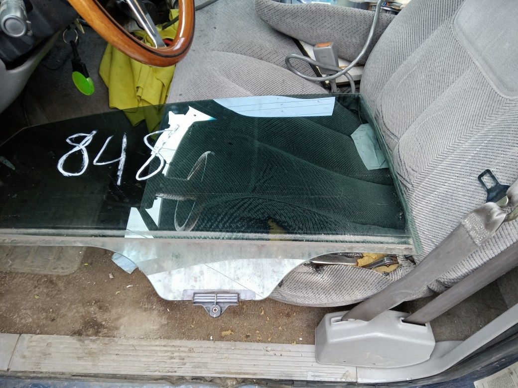 2014 Sonata Right Rear Window