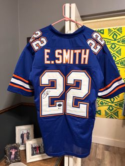 Autographed E. Smith #22 Football Jersey