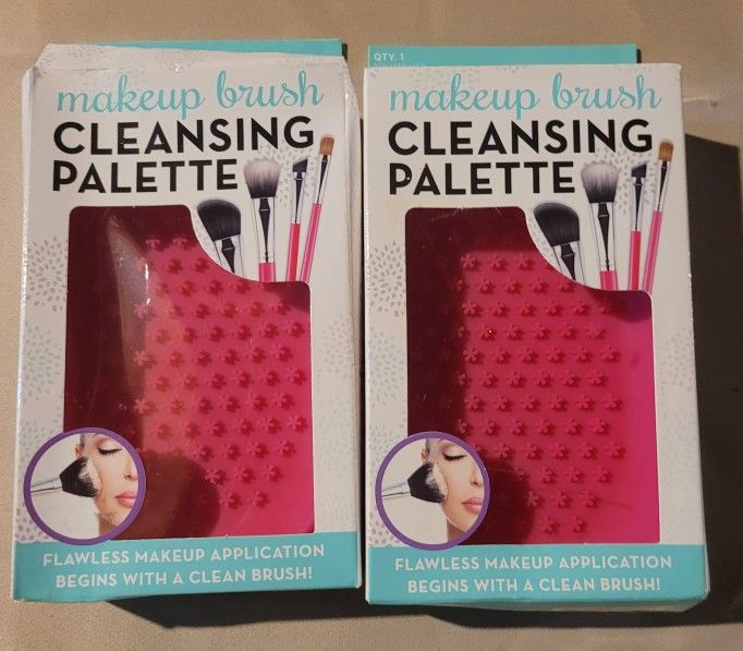 Makeup Brush Cleansing Palette Purple New Damaged Box.2 packs