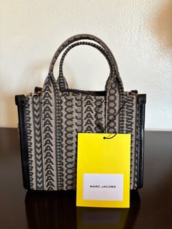 Marc Jacobs mini tote bag