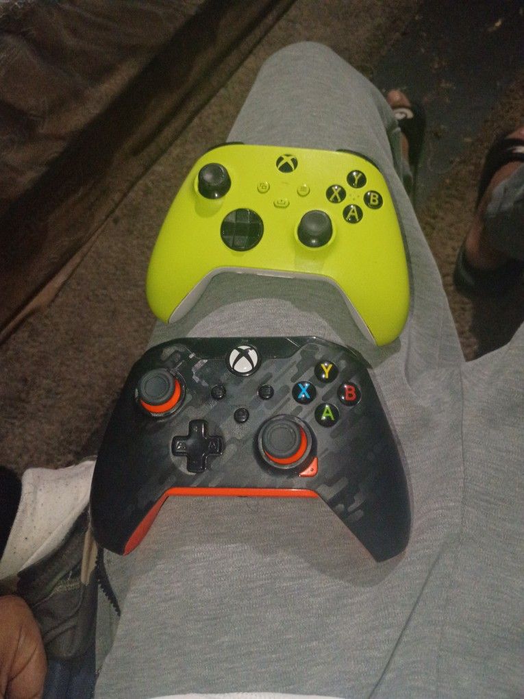 Xbox Series X/S controller