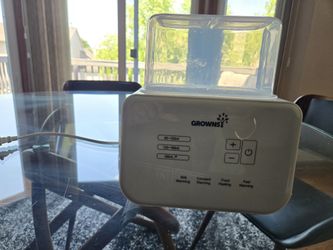 Grownsy Baby Bottle Warmer – Excellent Condition