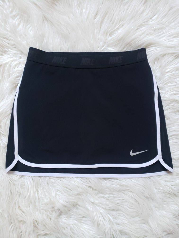 Women's Nike Dri-Fit Golf Skirt-NWOT