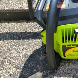 P3816 Poulan Chainsaw  In Carrying Case