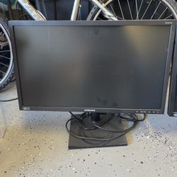 Samsung Job Site LED Computer Screens With Stands 