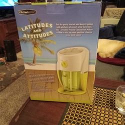 Kitchenettes Quickly Makes Coarse O R Fine Ice Chips