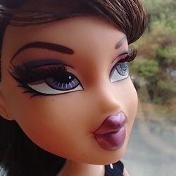 Large Bratz Doll for Sale in Parma, OH - OfferUp