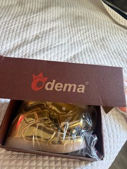 selling shoes