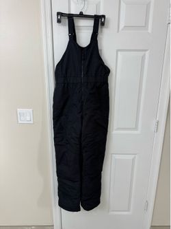 Kids size large all in motion, winter snow bib excellent condition located in Weston