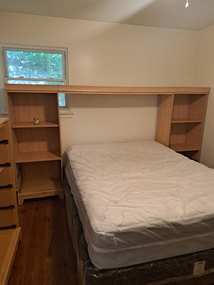Queen Shelving Headboard, Rail, and Queen Mattress w/boxspring