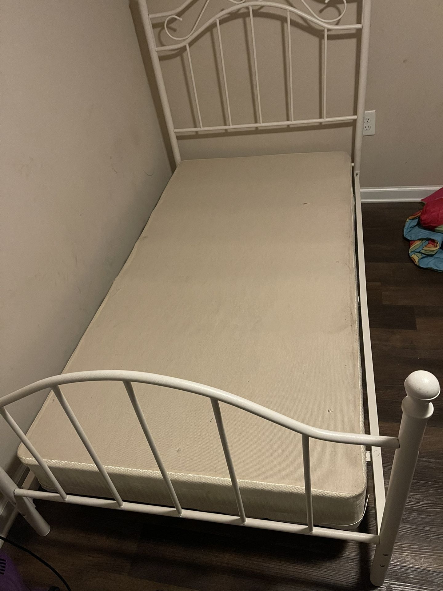 Twin Bed Frame And Boxspring