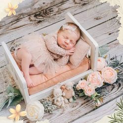 M&G House Newborn Photography Props Bed Old-Fashioned Craftsmanship Retro Style White Wooden Bed