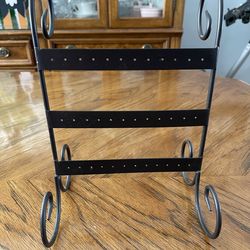 Black Metal Jewelry Stand – Perfect For Earrings!
