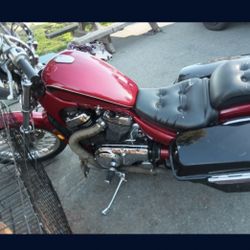 2001 Suzuki Intruder 750
