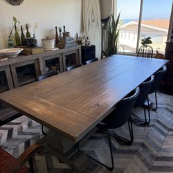 Restoration Hardware 8” Dinning Table