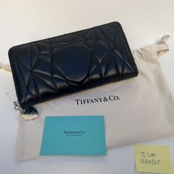 NEW Tiffany & Co - Return to Tiffany Padded Large Wallet in Black Leather