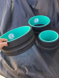 ZomYuve Yoga Wheel Set_ new