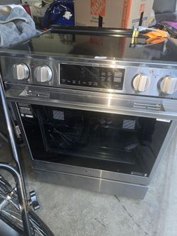 LG Stainless Steel Electric Range with Air Fry