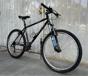 Voodoo Bizango Mountain bike 18.5 in.
