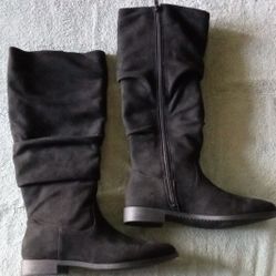 Black Suede Knee-High Boots Size 6 for womens