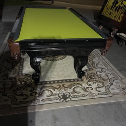 8ft Pool table