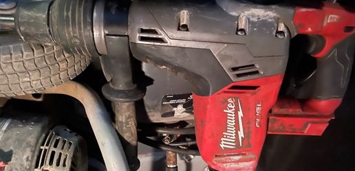 Milwaukee Rotary hammer (tool only)