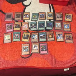 Alot Of Yugioh Cards 