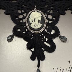Skeleton Choker With Cameo new Never Worn - Halloween Monsters Ghouls
