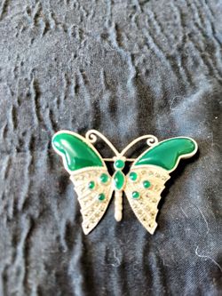 Vintage 925 Sterling Silver Marcasite Green Enamel Butterfly Brooch Pin