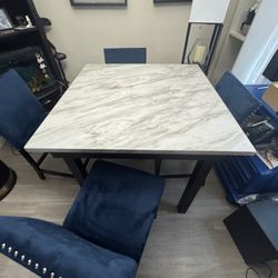 Dinner Table And Chairs 