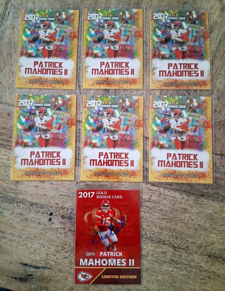 Patrick Mahomes 2017 Rookie Card Lot KC CHIEFS