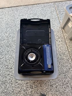 Portable camping stove like new condition.