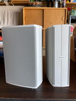 Boston Acoustic bookshelf speakers