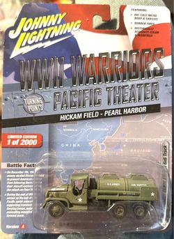 2022 Johnny Lightning Pop Culture WWII Pacific Theater GMC 2 1/2 Ton 6X6 Truck