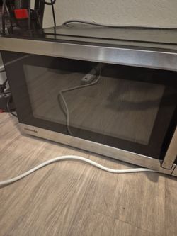 75.00 Toshiba Microwave 2.2 Cu
